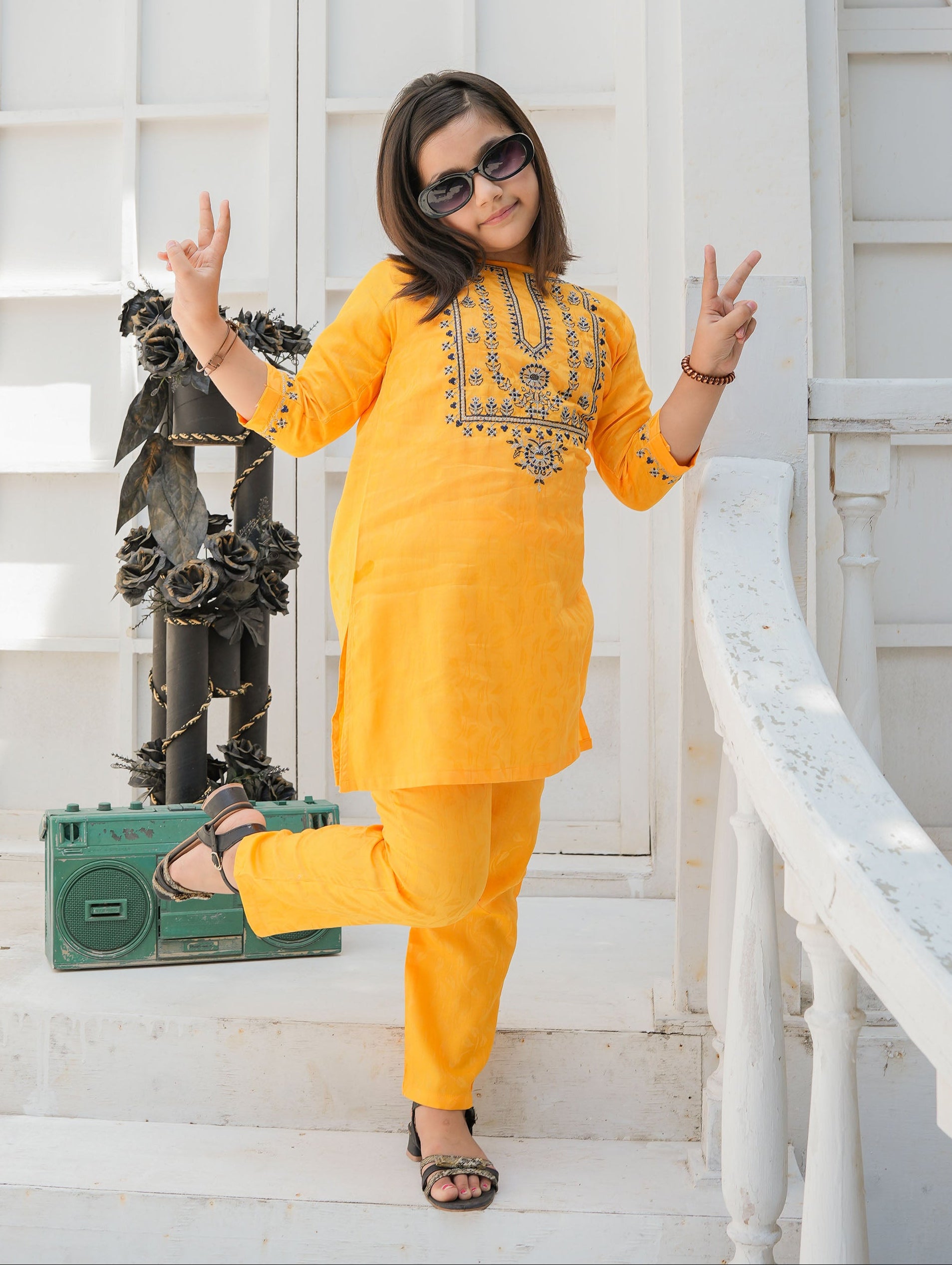 Daffodil Dream 02 Piece (RTW)